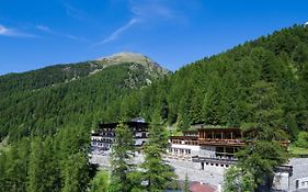 Hotel Zebru